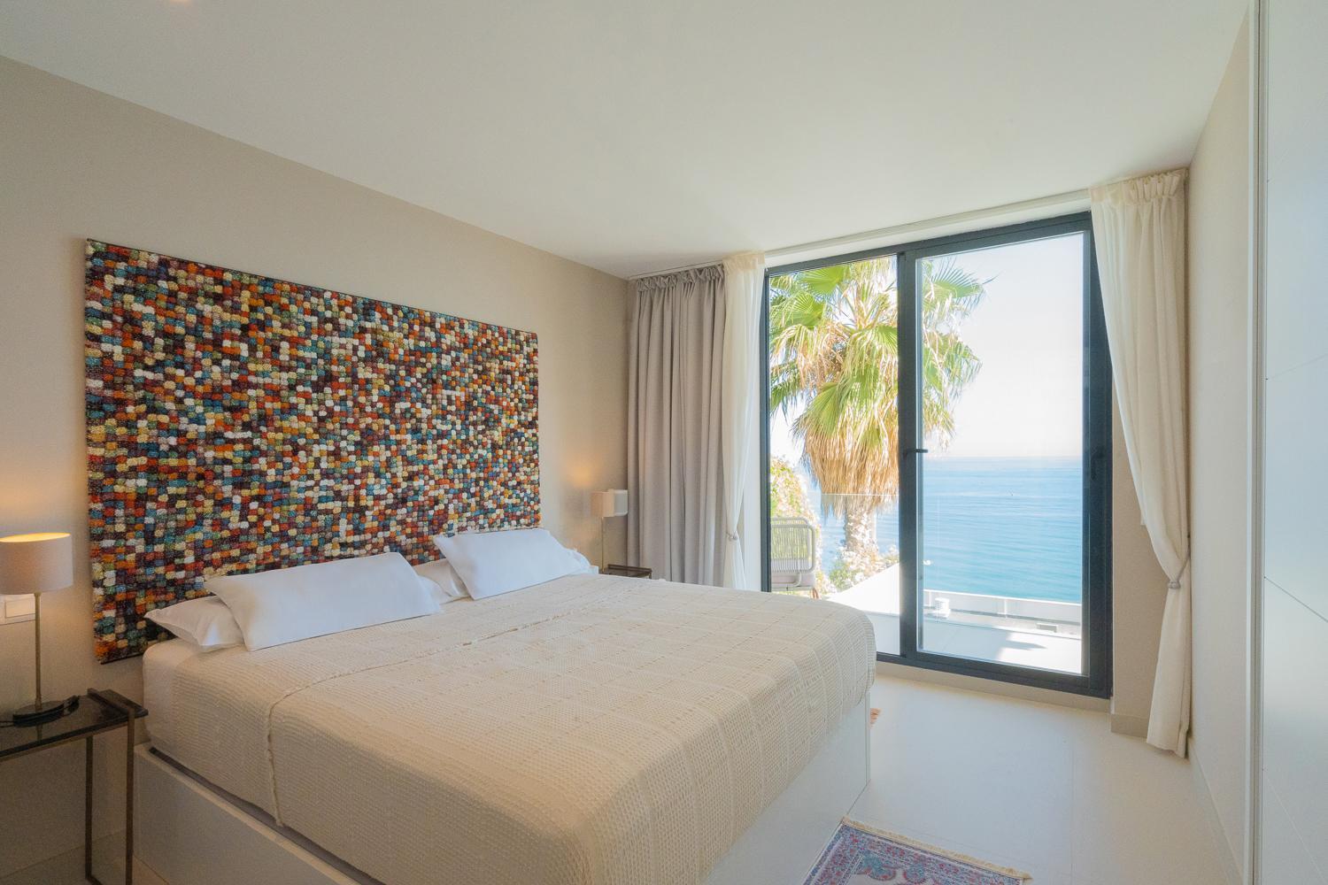 Private 250Sqm Garden Duplex, Jacuzzi, Cinema, Sea View Escape Διαμέρισμα Τορρεμολίνος Εξωτερικό φωτογραφία